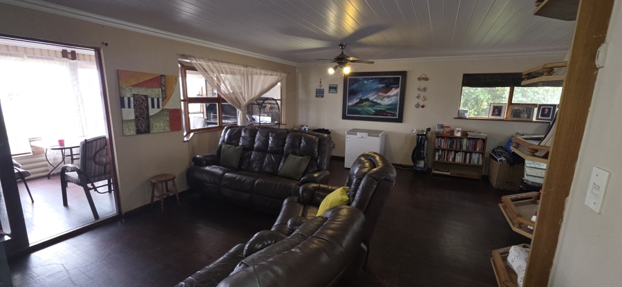6 Bedroom Property for Sale in Dana Bay Western Cape